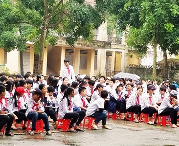 Chi đoàn Viện KSND huyện Phú Xuyên phối hợp với Trung tâm trợ giúp pháp lý...